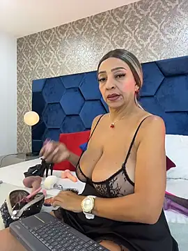 Snapshot of Angelina_Roa chatting on April 17, 2026, 2:42 pm Angelina Roa online show from April 17, 2026, 2:42 pm
