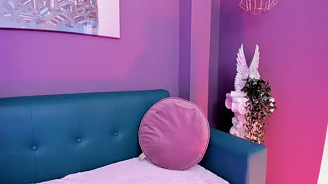 Alessiia   online show from December 2, 2025, 3:07 am