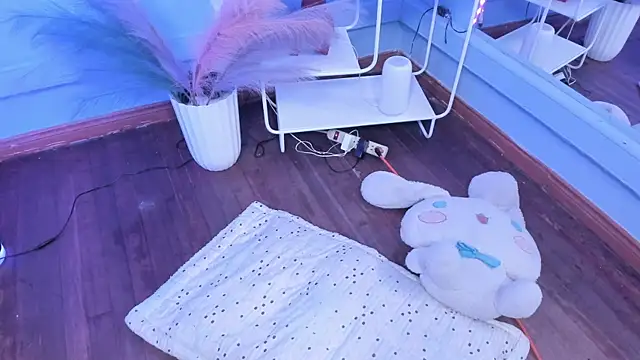 Snapshot of KathiaSaenz_ chatting on November 6, 2025, 4:27 am KathiaSaenz online show from November 6, 2025, 4:27 am