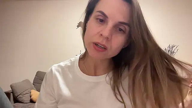 AnnieLove7722 online show from November 27, 2025, 6:30 pm