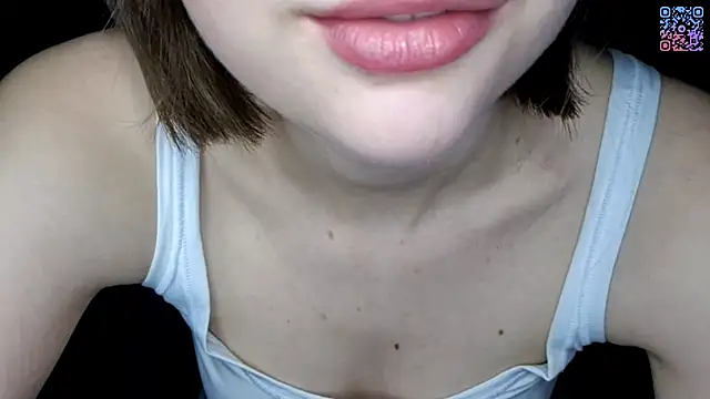 Snapshot of ExitedTroth chatting on April 5, 2026, 6:25 pm ExitedTroth online show from April 5, 2026, 6:25 pm