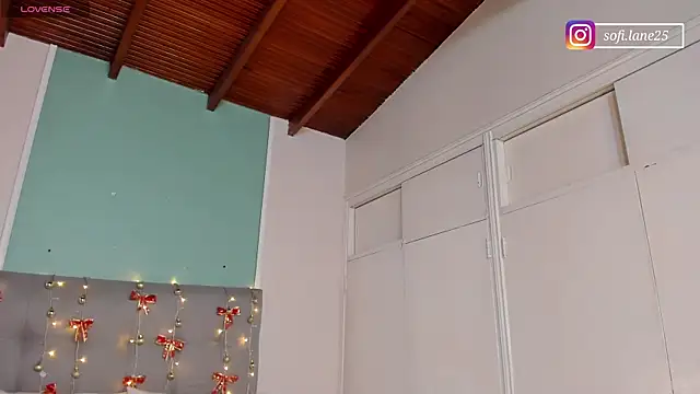 sofi laane online show from December 18, 2025, 11:03 am