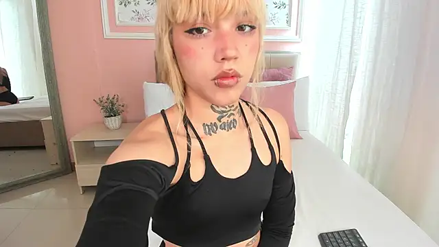 Snapshot of ivy_aoki chatting on October 28, 2025, 3:55 pm ivy aoki online show from October 28, 2025, 3:55 pm