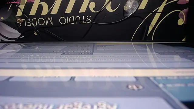  ceeleste cute  online show from November 29, 2025, 7:58 pm