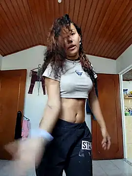  TOMOE online show from October 26, 2025, 9:26 pm