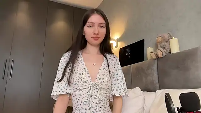 Snapshot of AnaMoonlight chatting on March 9, 2026, 8:18 am AnaMoonlight online show from March 9, 2026, 8:18 am