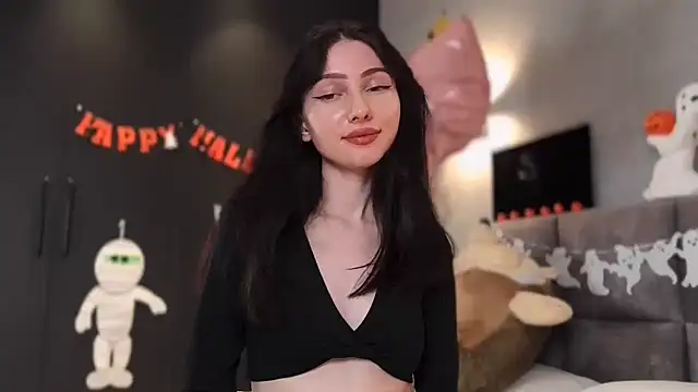 AnaMoonlight online show from October 31, 2025, 9:00 pm