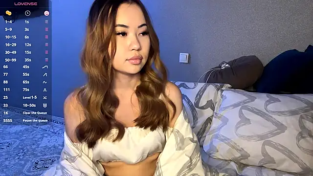 Ur neighbor Kira online show from January 17, 2026, 12:20 pm