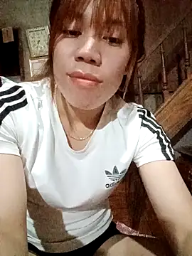 nhinhi-sexy online show from October 30, 2025, 12:36 pm