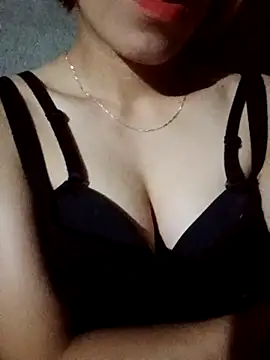 nhinhi-sexy online show from October 10, 2025, 9:59 pm