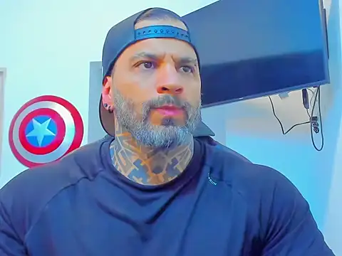 JoshRigby online show from November 22, 2025, 8:18 pm