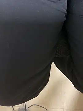 Lydia-a online show from March 19, 2026, 3:06 am