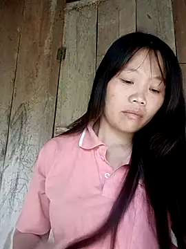 Snapshot of bree-zz chatting on February 24, 2026, 5:19 am bree-zz online show from February 24, 2026, 5:19 am