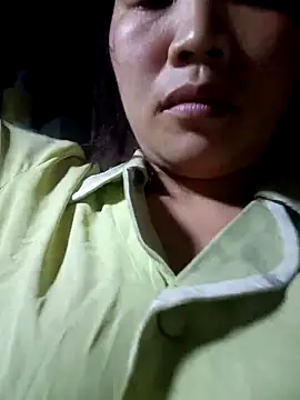 bree-zz online show from March 28, 2026, 1:56 pm