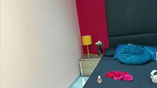 Snapshot of nellypregnant chatting on October 29, 2025, 7:35 pm nellypregnant online show from October 29, 2025, 7:35 pm