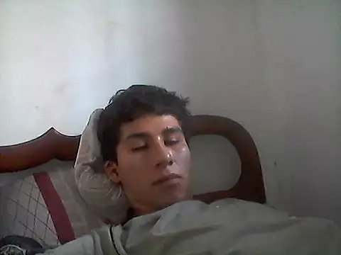 Snapshot of FlightedIce chatting on October 28, 2025, 8:08 pm FlightedIce online show from October 28, 2025, 8:08 pm