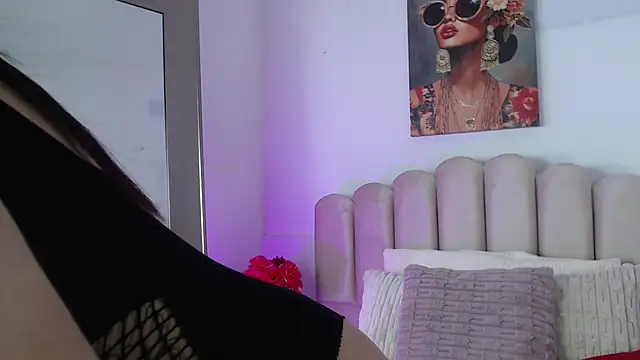 Snapshot of isa_bigassx chatting on October 12, 2025, 4:25 am isa bigassx online show from October 12, 2025, 4:25 am