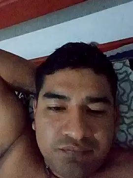 Snapshot of Titan_rudo chatting on October 28, 2025, 11:03 pm Titan rudo online show from October 28, 2025, 11:03 pm