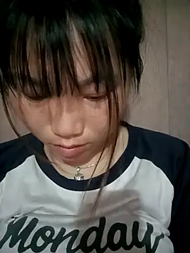 Snapshot of min-xinh chatting on April 27, 2026, 9:35 pm min-xinh online show from April 27, 2026, 9:35 pm