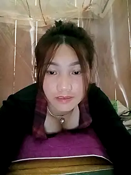 min-xinh online show from October 12, 2025, 6:37 am