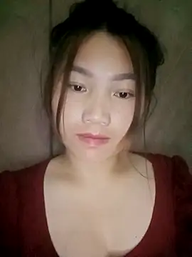 min-xinh online show from October 10, 2025, 9:59 pm