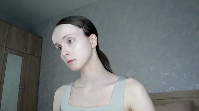 Yourplayfulspark online show from November 6, 2025, 12:58 am