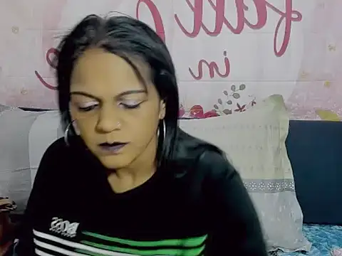 Snapshot of indianswtbella chatting on November 15, 2025, 4:49 am indianswtbella online show from November 15, 2025, 4:49 am