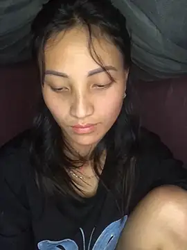 Snapshot of July_sexy69 chatting on April 3, 2026, 3:02 am July sexy69 online show from April 3, 2026, 3:02 am