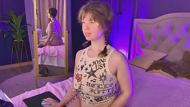 Snapshot of Lilly_Stark chatting on February 28, 2026, 5:29 am Lilly Stark online show from February 28, 2026, 5:29 am