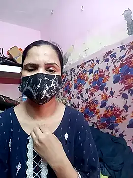Snapshot of Curvy_Mahima chatting on October 12, 2025, 8:26 am Curvy Mahima online show from October 12, 2025, 8:26 am