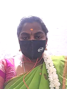 Snapshot of Tamil_Hot_Sindhu chatting on October 3, 2025, 5:14 pm Tamil Hot Sindhu online show from October 3, 2025, 5:14 pm