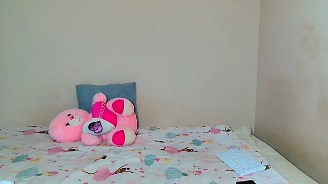 SlimSexxy21 online show from November 15, 2025, 7:01 am