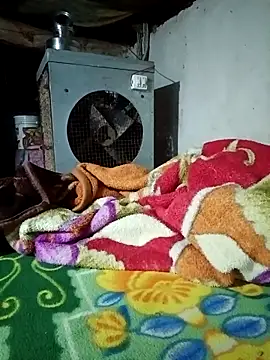 Lona2525 online show from November 12, 2025, 6:45 pm