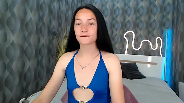 Emilly  Grey online show from June 8, 2026, 5:35 pm