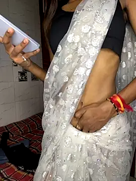 Snapshot of Nencycute1 chatting on October 28, 2025, 6:01 am Nencycute1 online show from October 28, 2025, 6:01 am