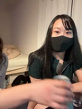 Snapshot of EAFfacedown chatting on October 16, 2025, 12:35 pm EAFfacedown online show from October 16, 2025, 12:35 pm