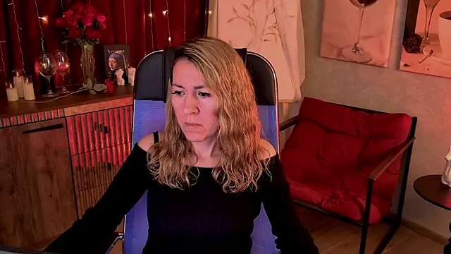 Snapshot of DonnaSmitth chatting on April 9, 2026, 7:09 pm DonnaSmitth online show from April 9, 2026, 7:09 pm