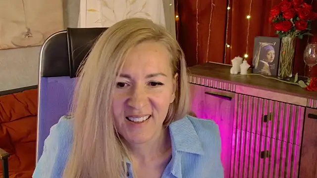 Snapshot of DonnaSmitth chatting on May 31, 2026, 7:25 pm DonnaSmitth online show from May 31, 2026, 7:25 pm