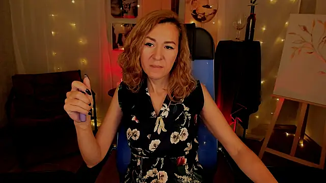 DonnaSmitth online show from November 4, 2025, 9:24 am