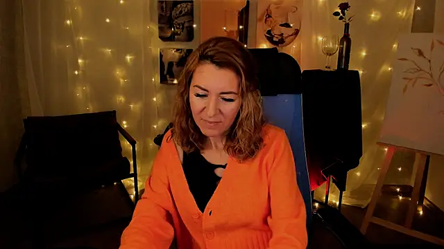 DonnaSmitth online show from October 31, 2025, 3:30 pm