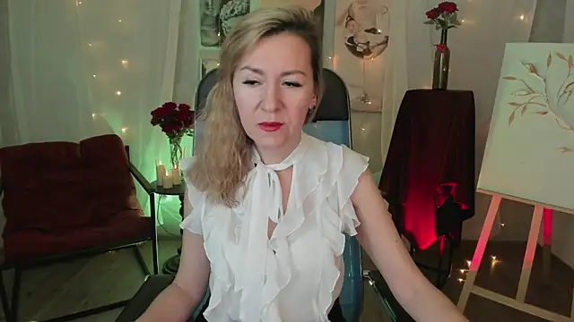 Snapshot of DonnaSmitth chatting on March 11, 2026, 6:35 pm DonnaSmitth online show from March 11, 2026, 6:35 pm