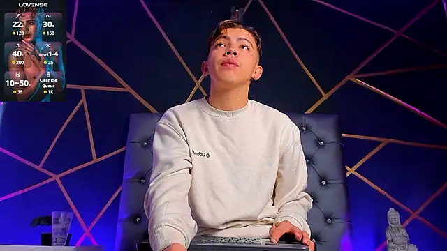 Lian Miller1  online show from February 7, 2026, 12:46 pm