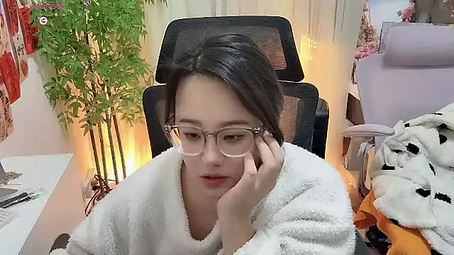 NEWONETO online show from January 7, 2026, 8:36 pm