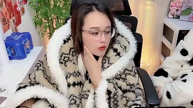 NEWONETO online show from January 19, 2026, 12:53 pm