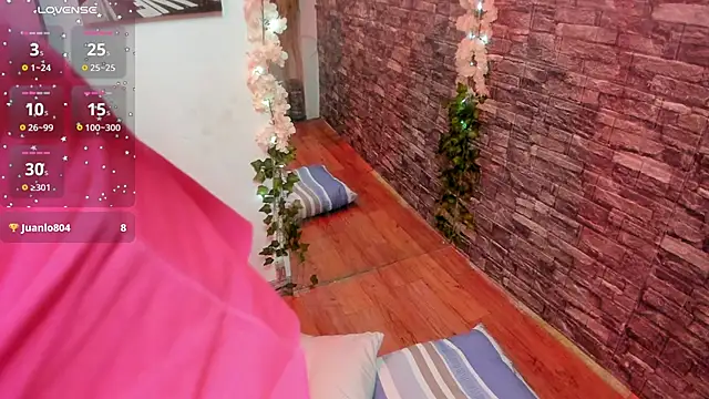 Snapshot of valery__star chatting on September 30, 2025, 1:39 pm valery star online show from September 30, 2025, 1:39 pm