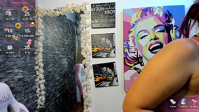 Snapshot of valery__star chatting on November 24, 2025, 12:16 pm valery star online show from November 24, 2025, 12:16 pm