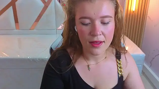 Snapshot of carla_tp chatting on October 26, 2025, 1:00 pm carla tp online show from October 26, 2025, 1:00 pm