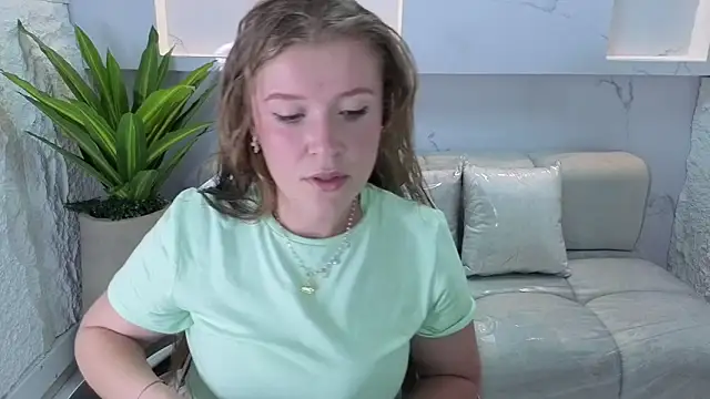 Snapshot of carla_tp chatting on November 10, 2025, 8:03 pm carla tp online show from November 10, 2025, 8:03 pm