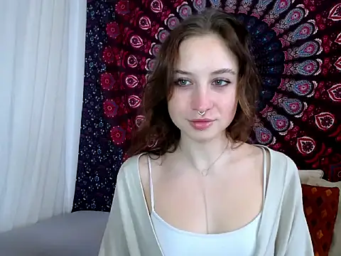 AdalynKiss online show from February 18, 2026, 7:28 am