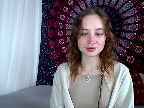 Snapshot of AdalynKiss chatting on April 7, 2026, 6:15 am AdalynKiss online show from April 7, 2026, 6:15 am